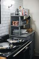 Glorious 2 Bedroom Apartment