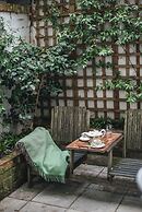 Glorious 2 Bedroom Apartment