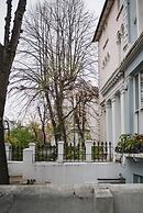 Glorious 2 Bedroom Apartment