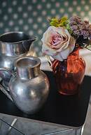 Glorious 2 Bedroom Apartment