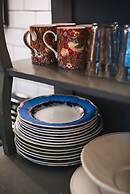 Glorious 2 Bedroom Apartment