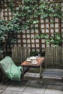 Glorious 2 Bedroom Apartment