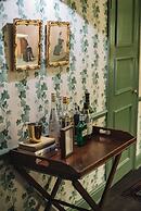 Glorious 2 Bedroom Apartment