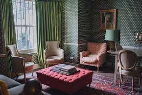 Glorious 2 Bedroom Apartment