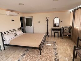 Nikolakakis Rooms Lavrio