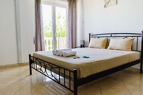 Nikolakakis Rooms Lavrio