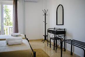 Nikolakakis Rooms Lavrio