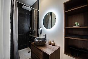 Théâtre Sinne Luxury Apartment