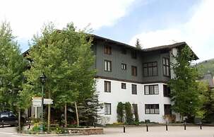 2-385 Gore Creek dr Vorlaufer 201