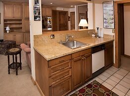 2-385 Gore Creek dr Vorlaufer 201