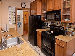 2-385 Gore Creek dr Vorlaufer 201