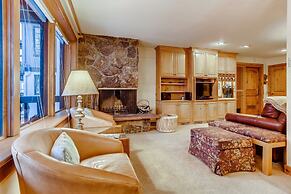 2-385 Gore Creek dr Vorlaufer 201