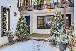 2-385 Gore Creek dr Vorlaufer 201