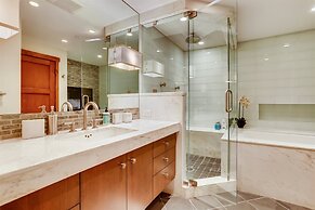 1-385 Gore Creek Dr. Vorlaufer #303