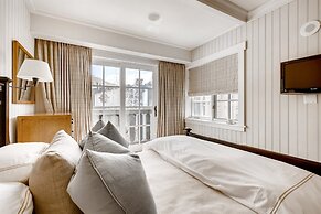 1-#36 One Willow Bridge 3BD