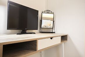 Garden House in Anavyssos