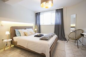 Garden House in Anavyssos