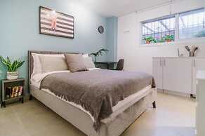 Beta Studios ApartHotel