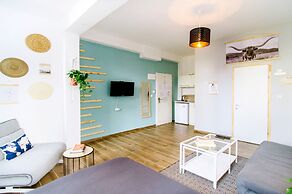 Beta Studios ApartHotel