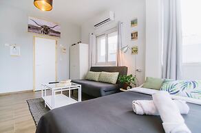 Beta Studios ApartHotel