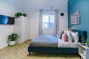 Beta Studios ApartHotel