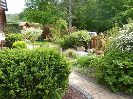 Ferienwohnung im Wald mit Kamin