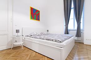 HeyMi Apartments Oper