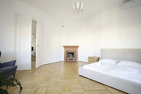 HeyMi Apartments Oper