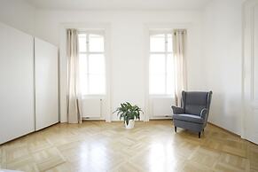 HeyMi Apartments Oper