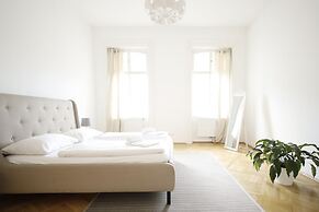 HeyMi Apartments Oper