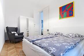 HeyMi Apartments Oper