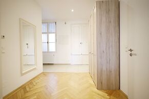 HeyMi Apartments Oper