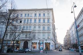 HeyMi Apartments Oper