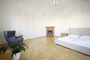 HeyMi Apartments Oper