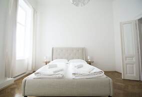 HeyMi Apartments in City Center