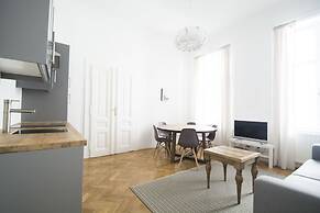 HeyMi Apartments in City Center