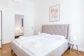 HeyMi Apartments in City Center