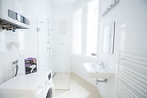 HeyMi Apartments in City Center