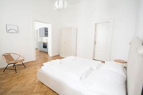 HeyMi Apartments in City Center