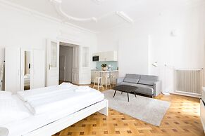 HeyMi Apartments in City Center