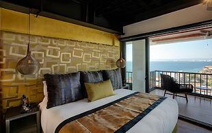 Pinnacle Resorts 179 - Adults Only