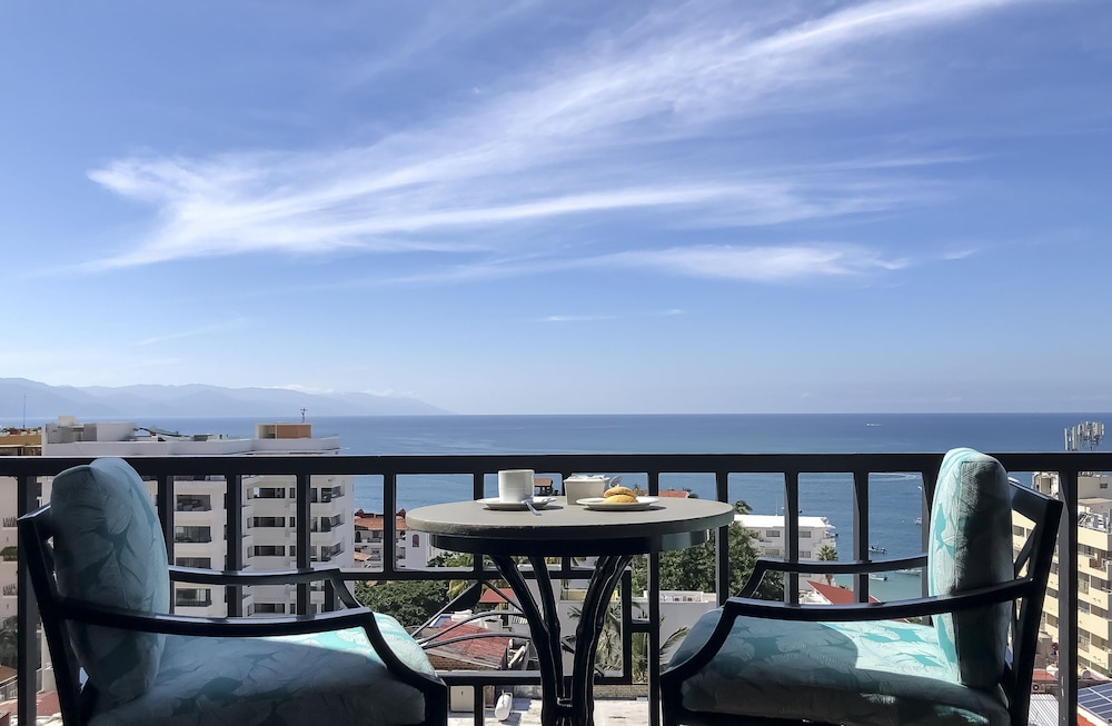 Pinnacle Resorts 179 - Adults Only