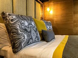 Pinnacle Resorts 179 - Adults Only