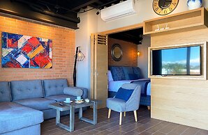 Pinnacle Resorts 179 - Adults Only