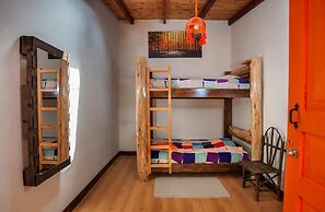 Casa Hospedaje La Bohemia - Hostel
