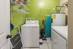 Island Royale Condos by ALBVR