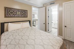 Island Royale Condos by ALBVR