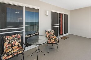 Island Royale Condos by ALBVR