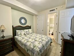 Island Royale Condos by ALBVR