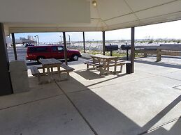 Island Winds West by ALBVR